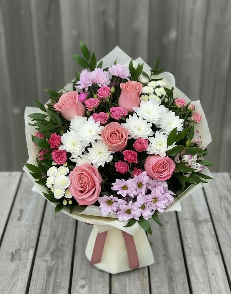 Букет цветов из: Альстромерии, Гвоздики, Розы и Хризантемы в Кесову Гору