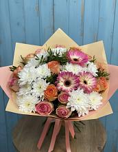 Букет цветов из:  Розы, Герберы и Хризантемы в Кесову Гору