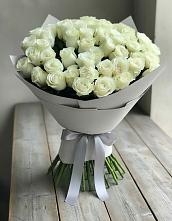 Букет 35 Белых роз в Кесову Гору