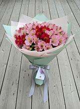 Букет цветов из:  Альстромерии #REPLACE_PRED# Кесову Гору