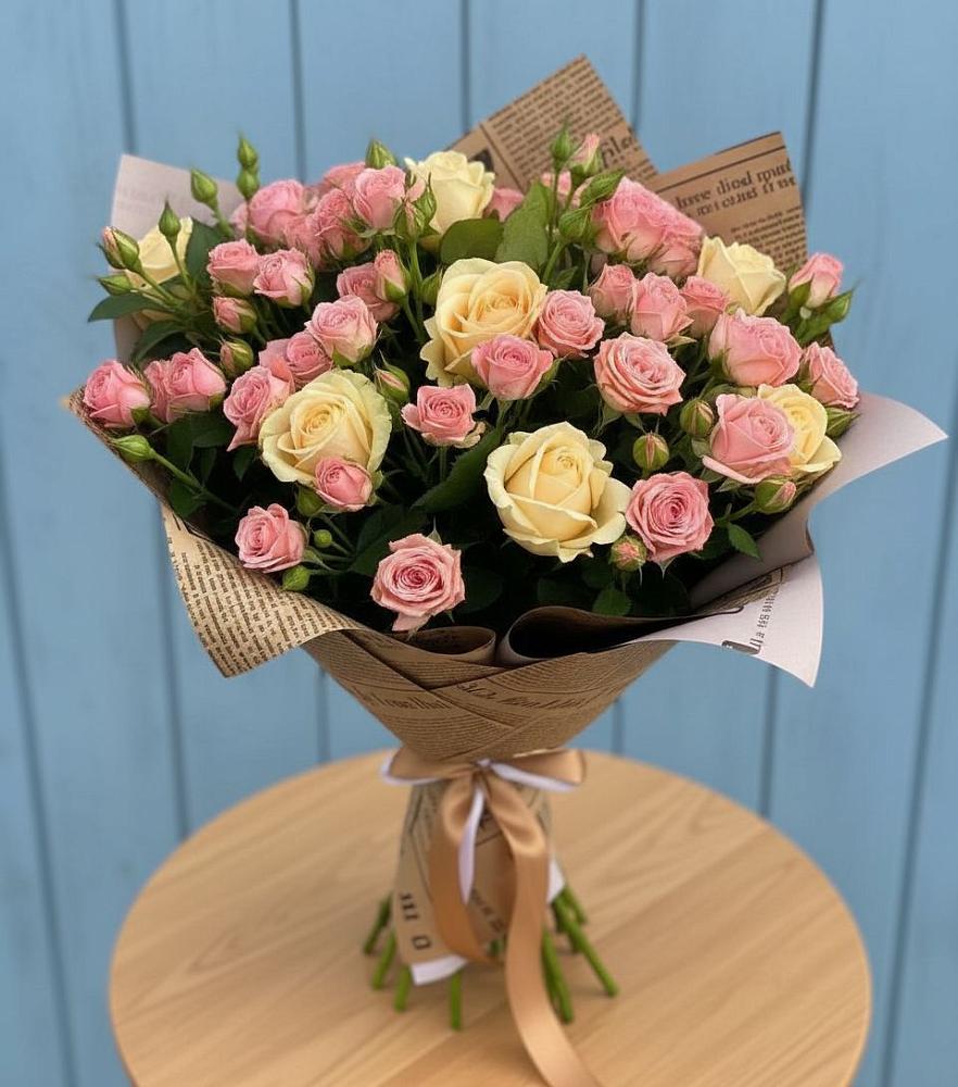 Букет цветов из: Розы в Кесову Гору