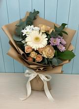 Букет цветов из:  Герберы и Хризантемы в Кесову Гору