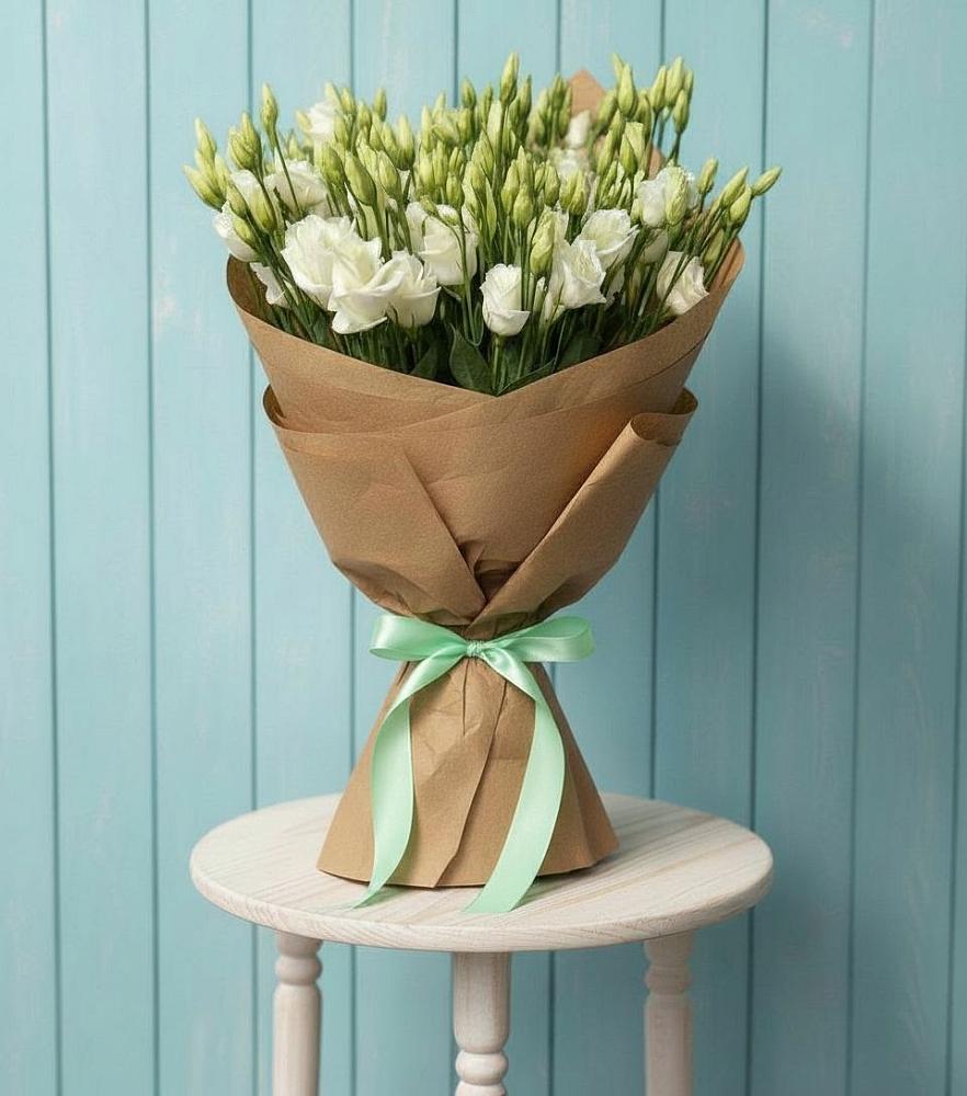 Букет цветов из: Лизиантусы в Кесову Гору