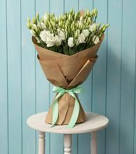 Букет цветов из:  Лизиантусы #REPLACE_PRED# Кесову Гору