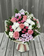 Букет цветов из:  Альстромерии, Гвоздики, Розы и Хризантемы в Кесову Гору