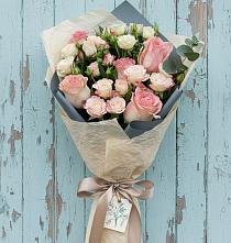 Букет цветов из:  Розы #REPLACE_PRED# Кесову Гору