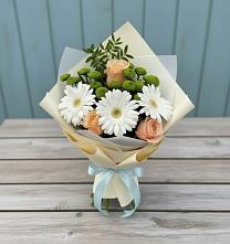 Букет цветов из:  Герберы, Розы и Хризантемы в Кесову Гору