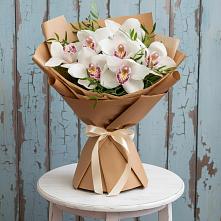 Букет цветов из:  Орхидеи и Розы #REPLACE_PRED# Кесову Гору