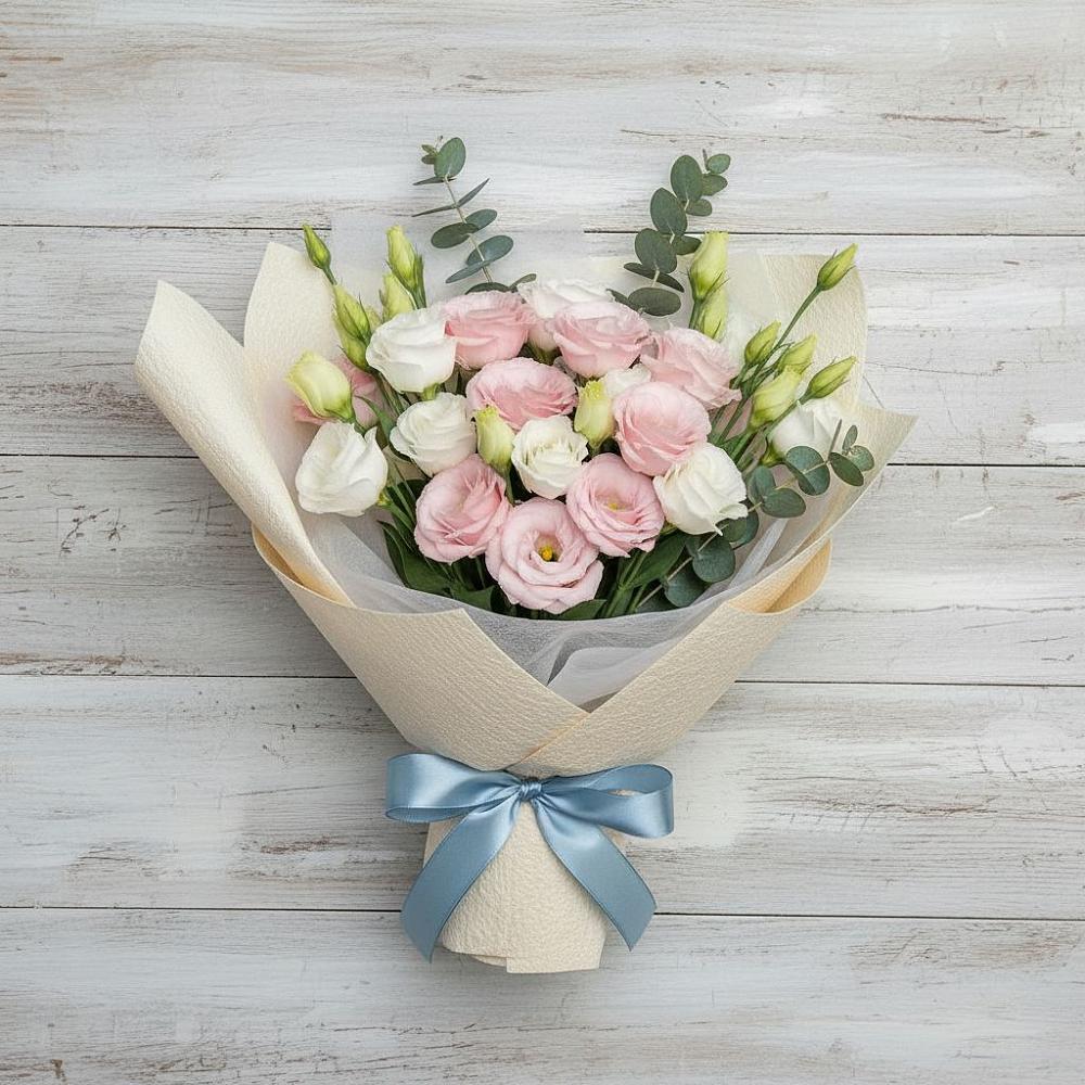 Букет цветов из: Лизиантусы в Кесову Гору