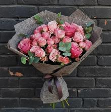 Букет цветов из:  Розы в Кесову Гору